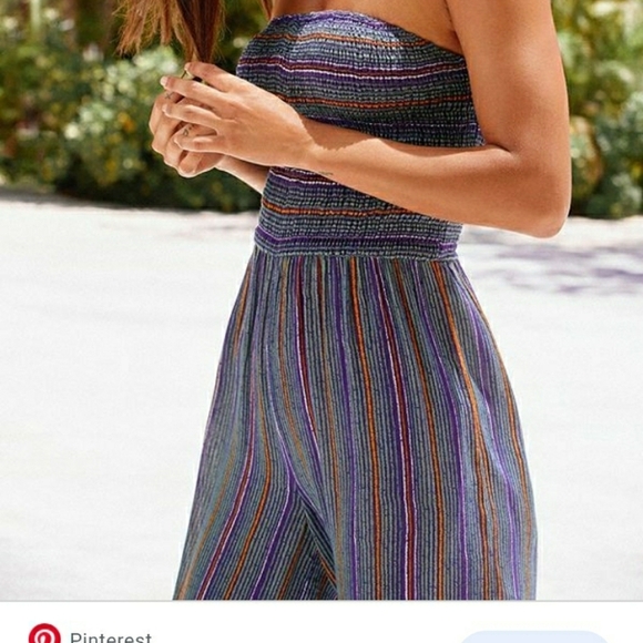 Like new  Urban Outfitters Jumpsuit - Picture 3 of 7
